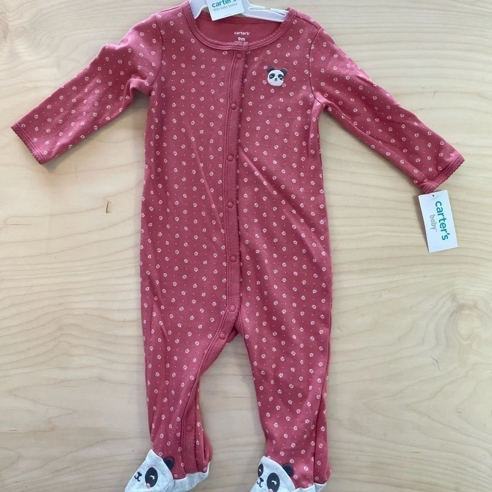 Carter’s Baby Sleeper Size 9 Months (BK)